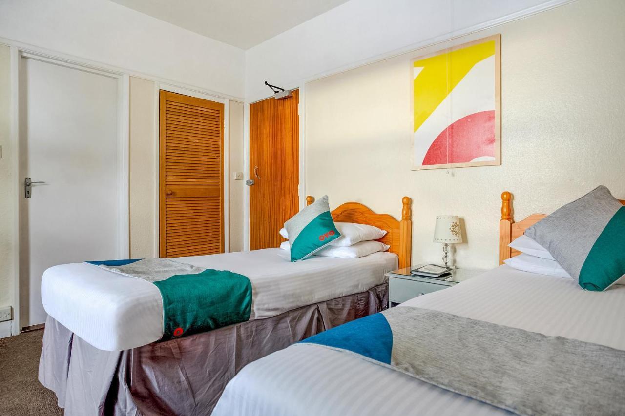 Oyo Godolphin Arms 3* New Quay