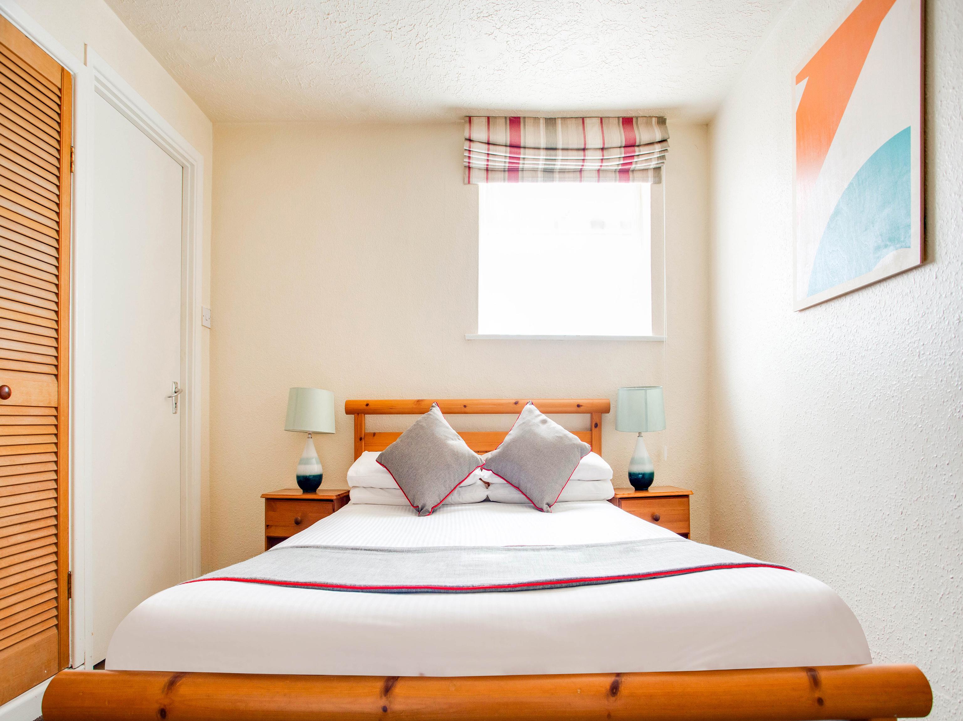 Oyo Godolphin Arms 3*